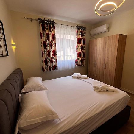 טיראנה Charming Comfort Apartment מראה חיצוני תמונה