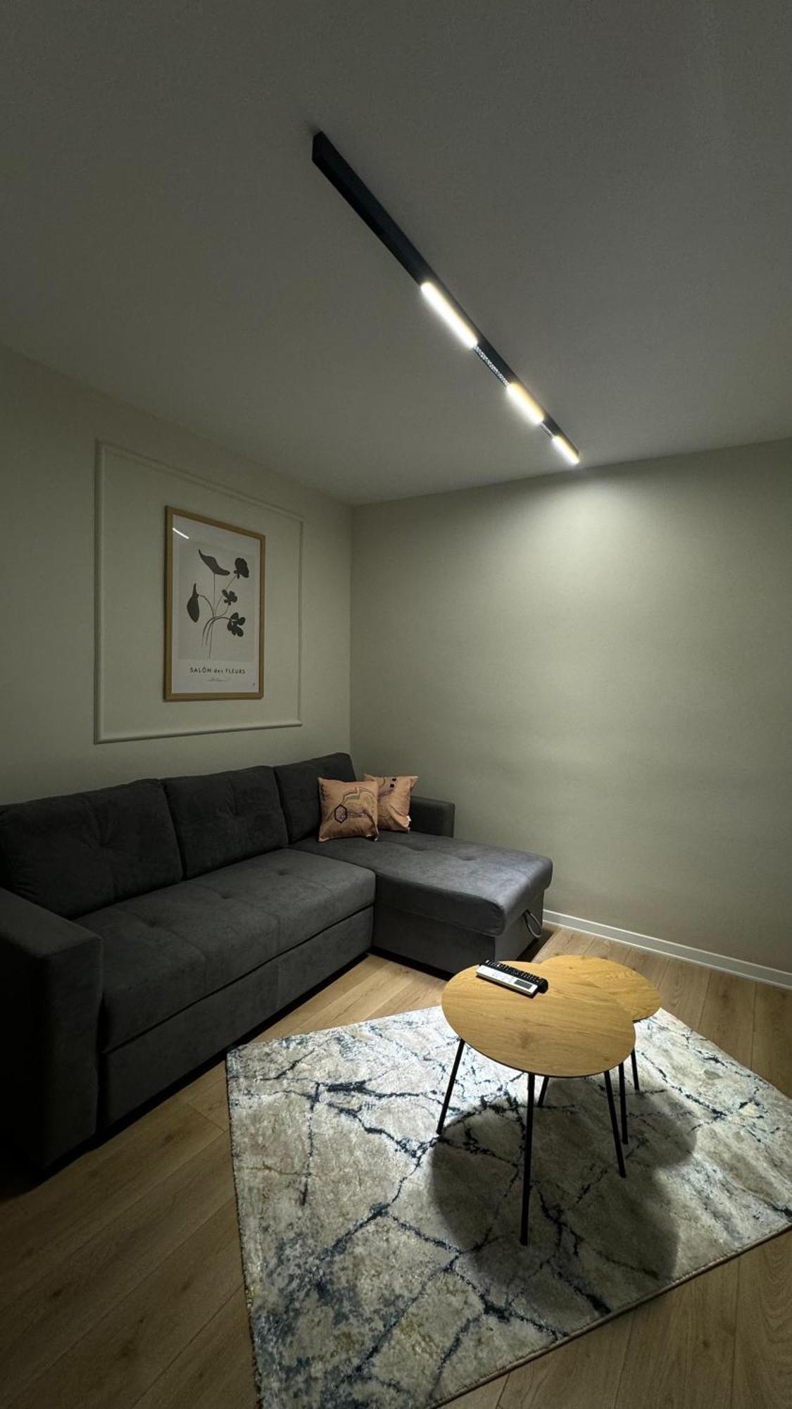 טיראנה Charming Comfort Apartment מראה חיצוני תמונה
