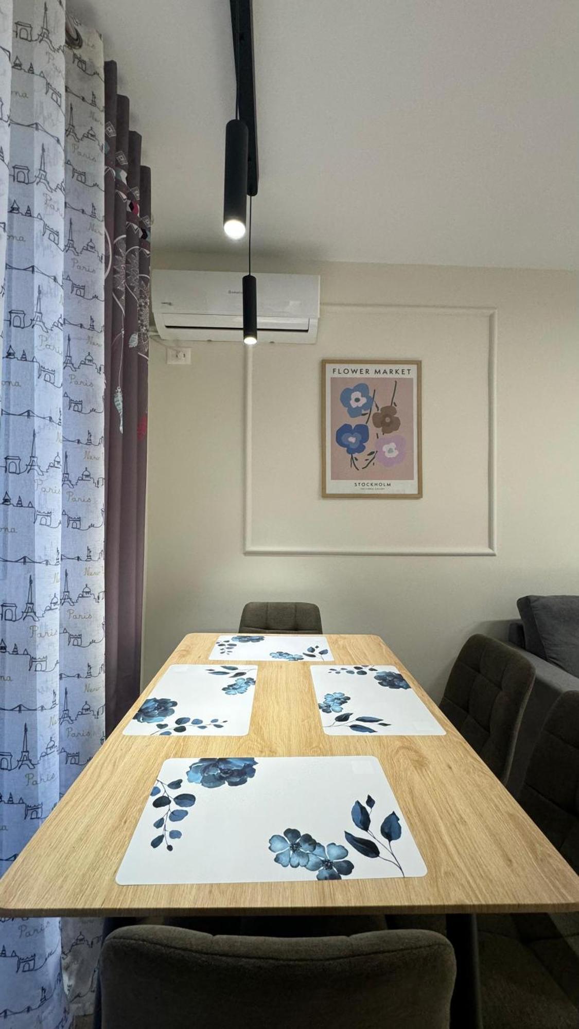 טיראנה Charming Comfort Apartment מראה חיצוני תמונה